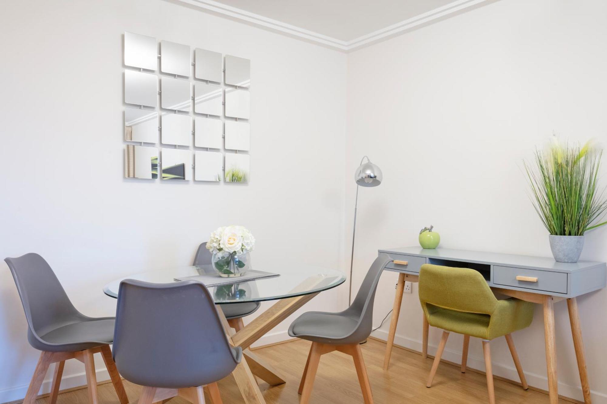 The Rose Suite Γουόκινγκ Δωμάτιο φωτογραφία